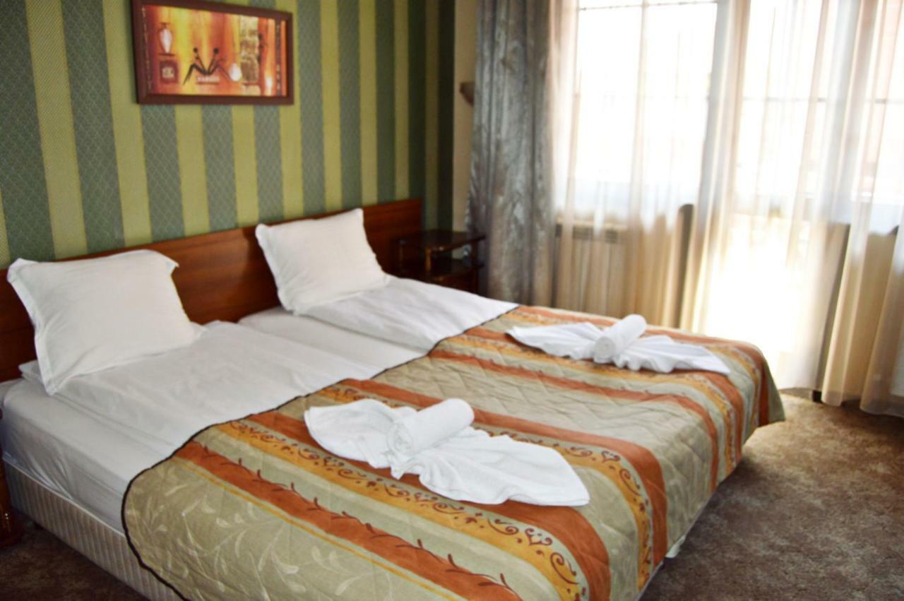 Hotel St. George Pobedonosets Banszko Kültér fotó