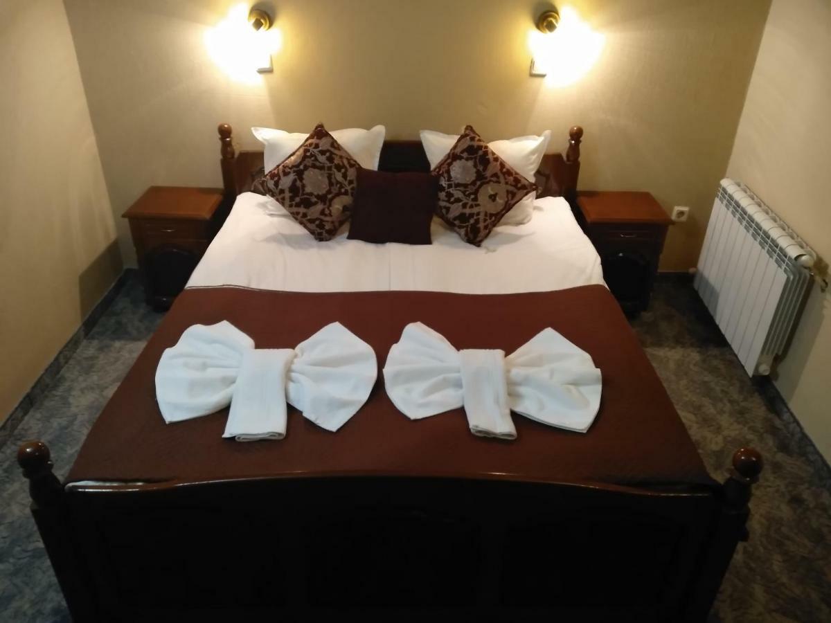 Hotel St. George Pobedonosets Banszko Kültér fotó